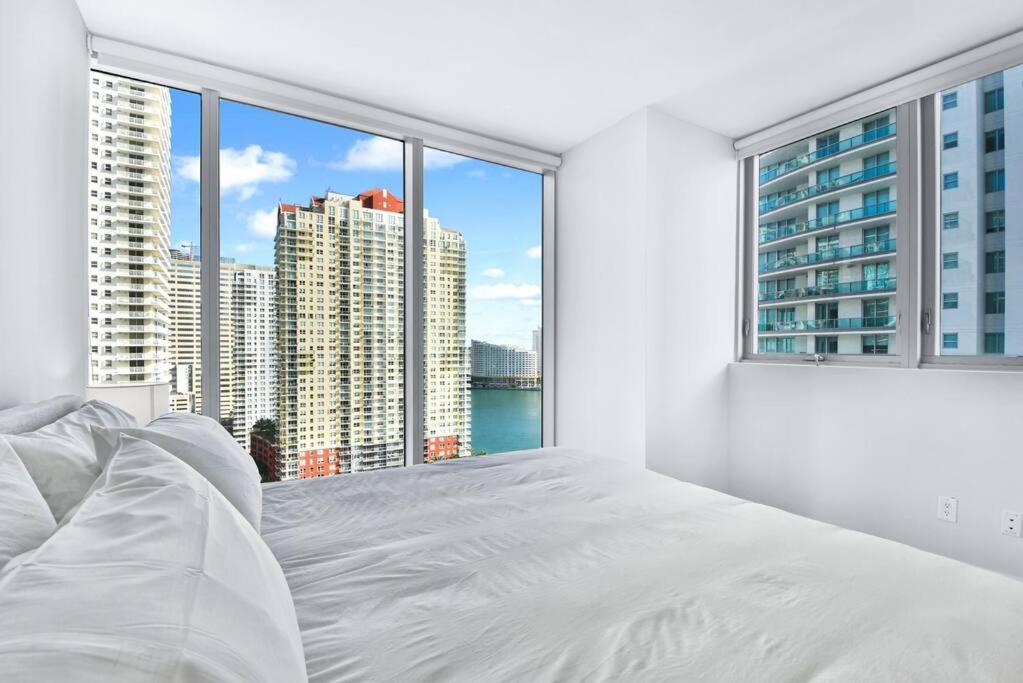 Lovely Upscale Condo Gorgeous View 2Bd 2Bath In Brickell Miami Esterno foto