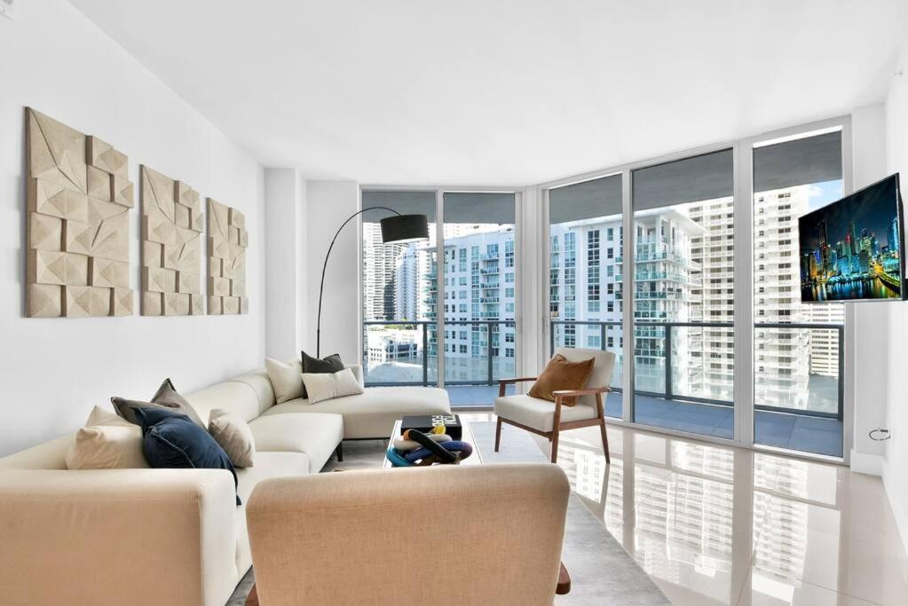 Lovely Upscale Condo Gorgeous View 2Bd 2Bath In Brickell Miami Esterno foto